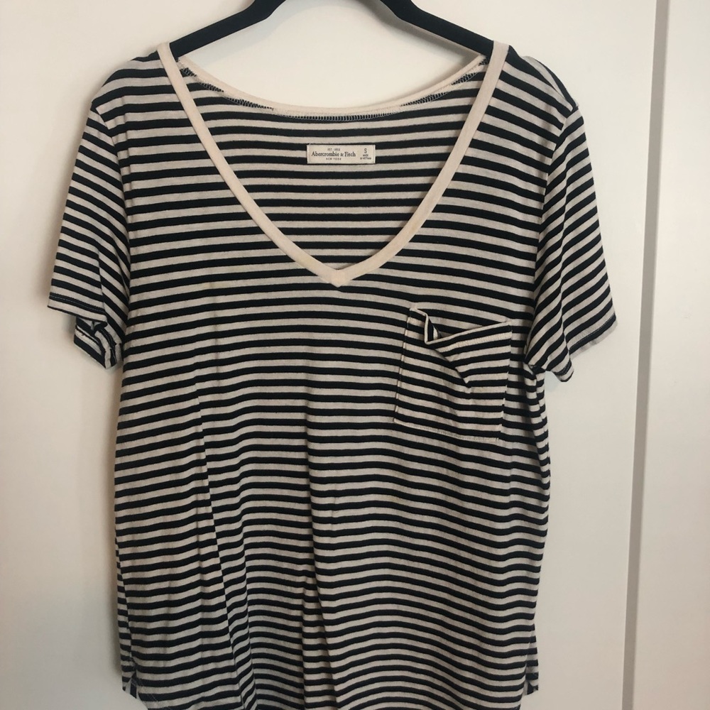A&F T-shirt